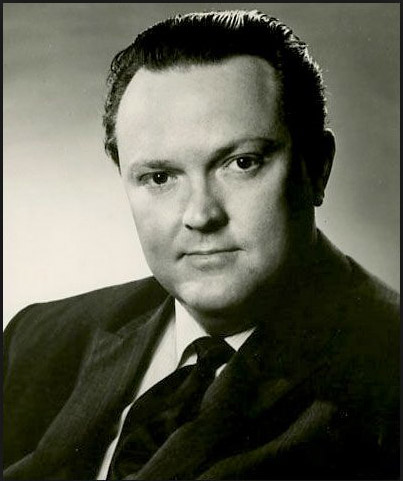 Cornell Macneil